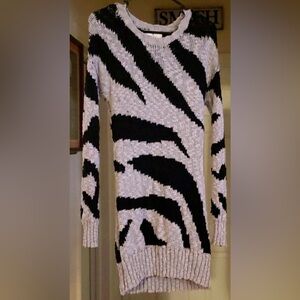 Ruby Moon Sweater Dress Medium Zebra Print Black White Knit Cozy Chic